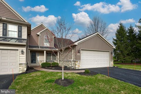 Photo of 125 Fieldcrest Lane, Ephrata, PA 17522 (MLS # PALA2048104)