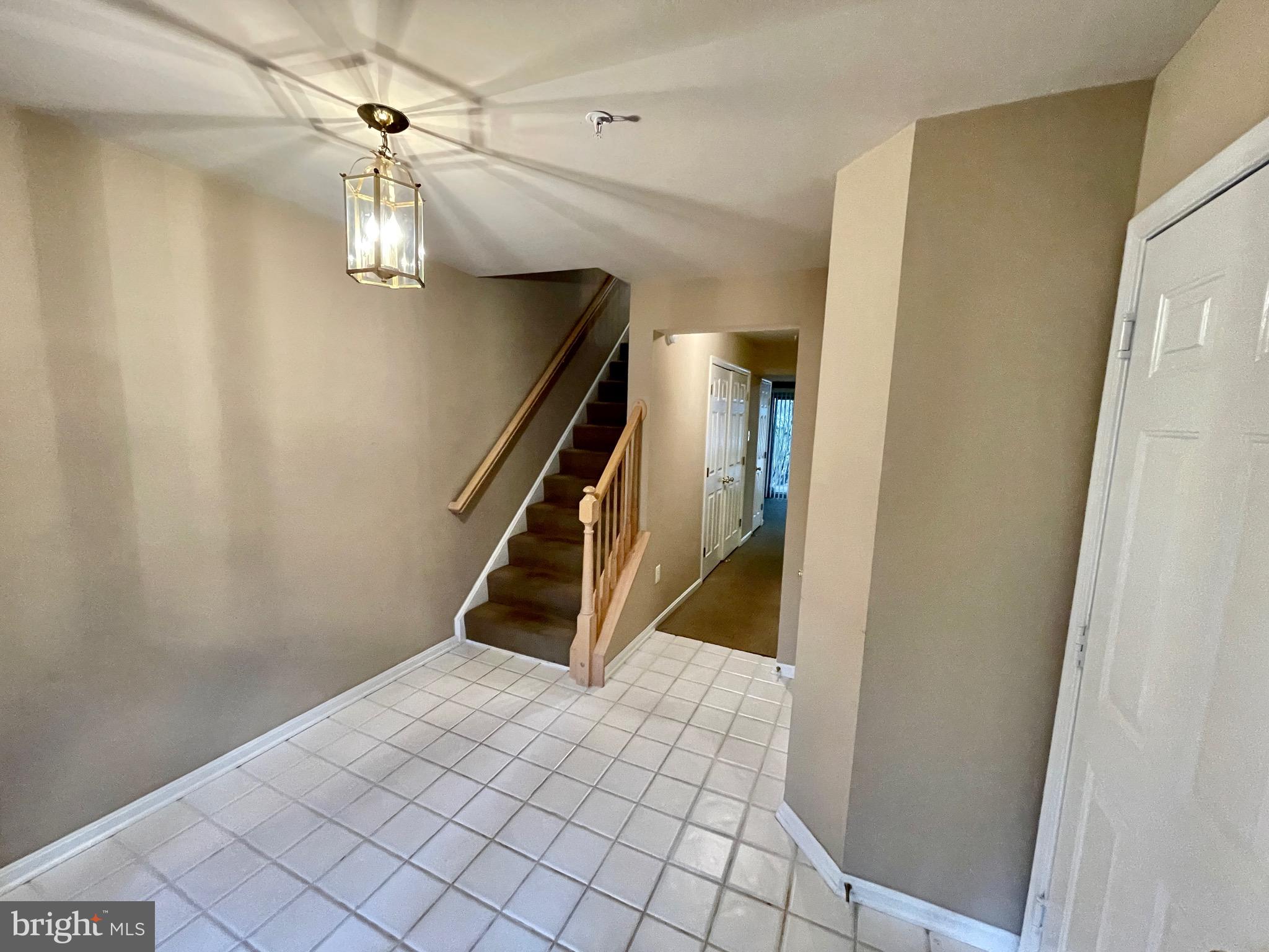 VILLAGE OF HICKORY RIDGE - Residential