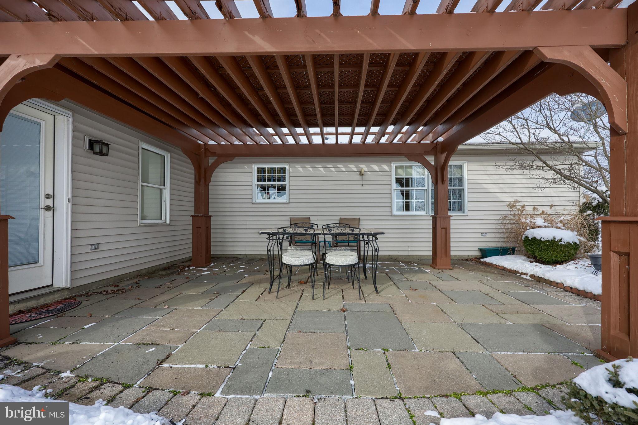 ARBOR GATE - Residential