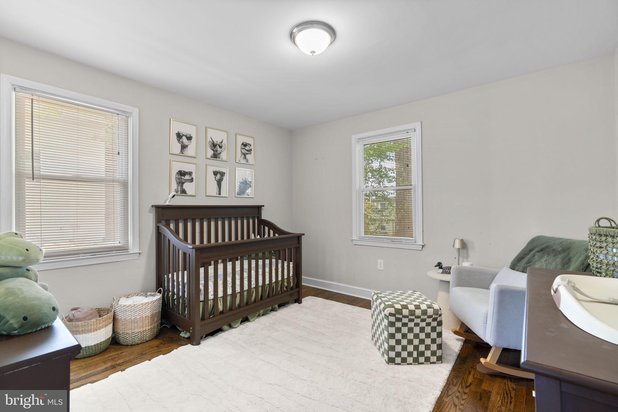 COLONIAL DRIVE - Residential