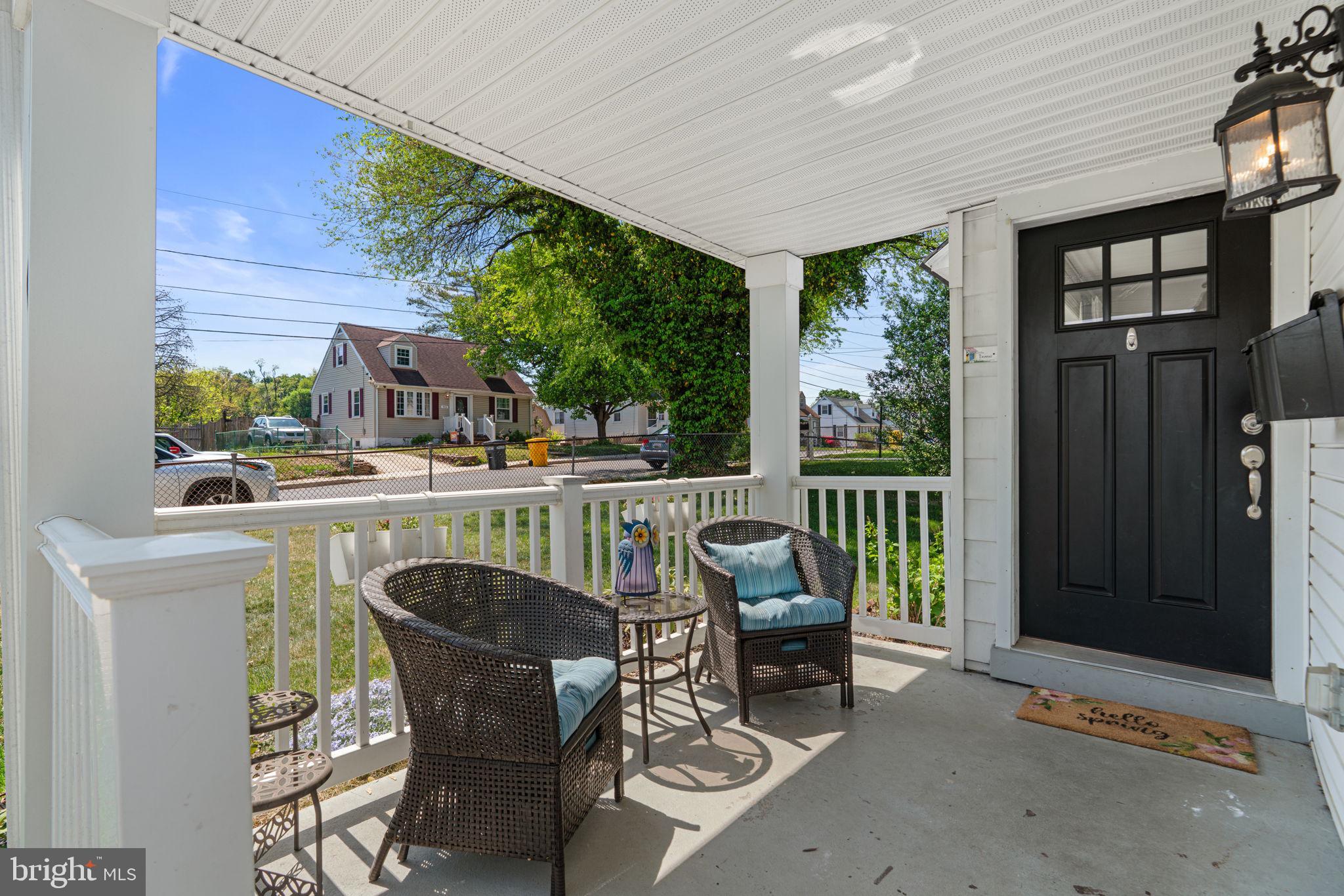 COLONIAL DRIVE - Residential