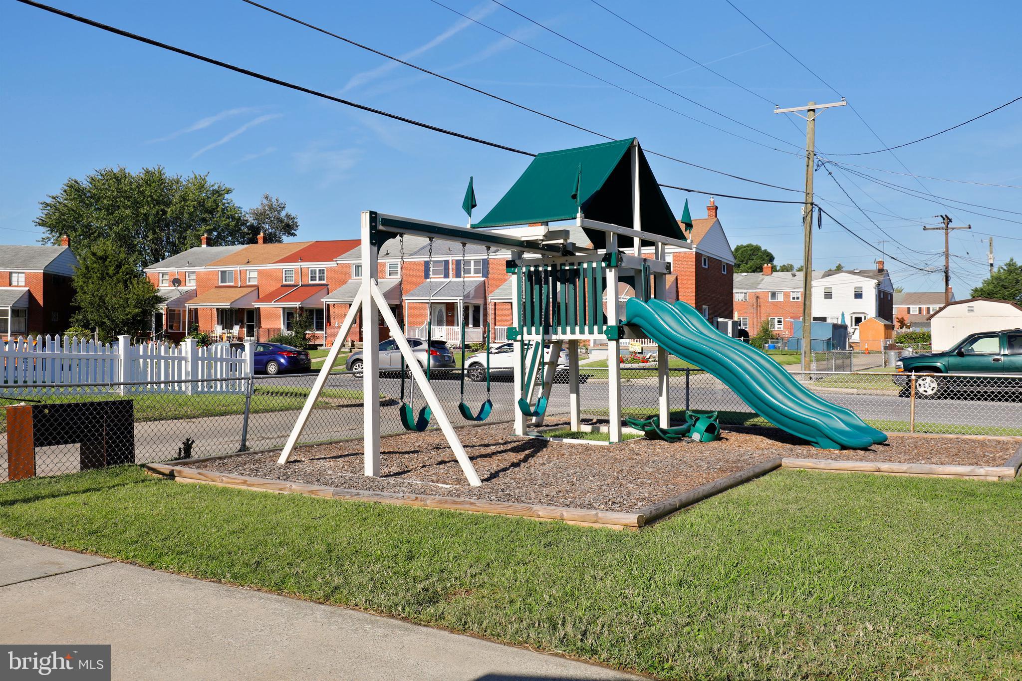 CHARLESMONT - Residential