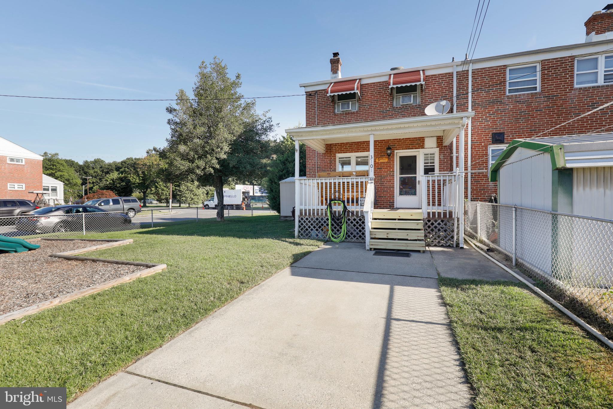 CHARLESMONT - Residential