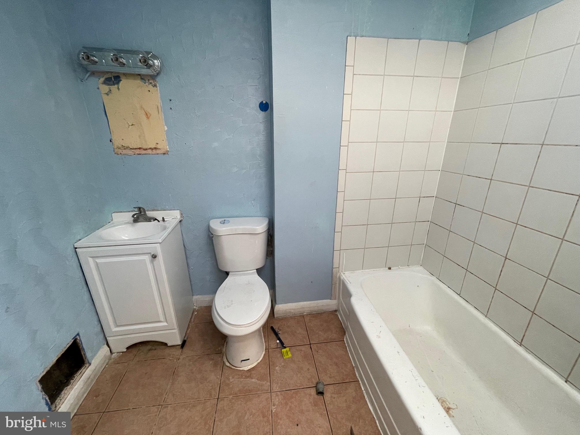 HIGHLANDTOWN - Residential