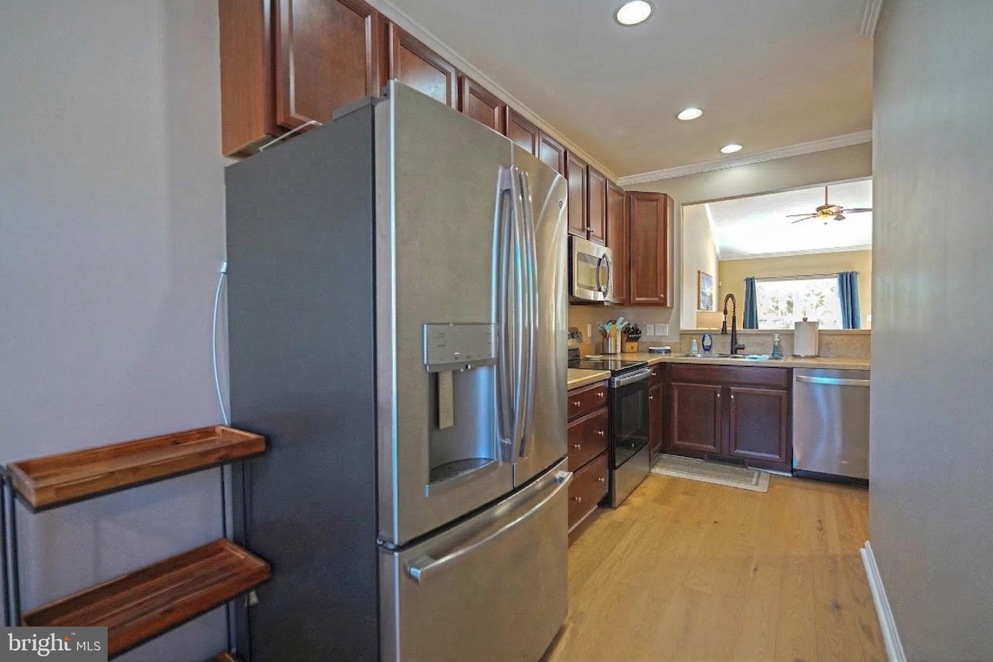 GRANDE AT CANAL POINTE - Residential