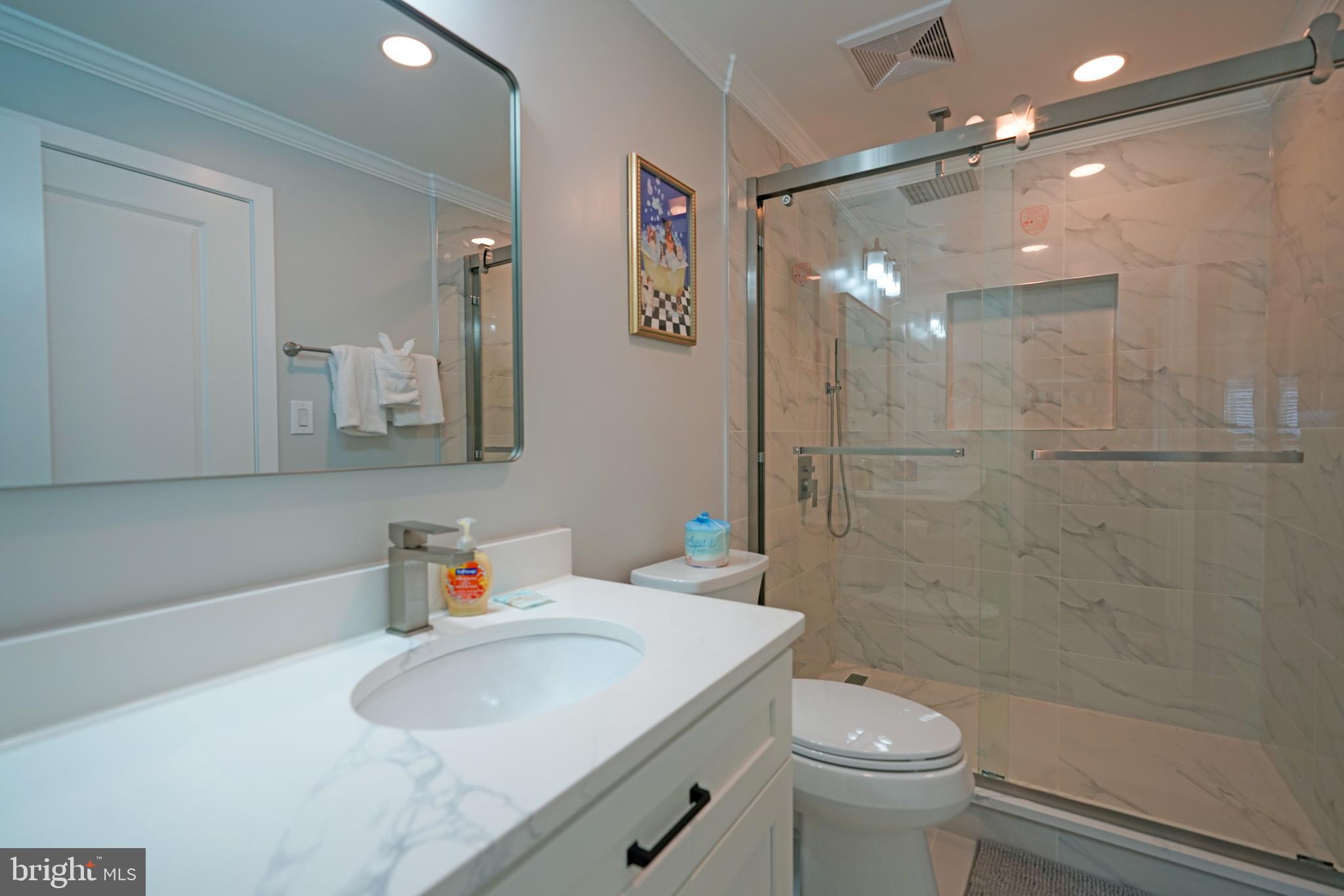 GRANDE AT CANAL POINTE - Residential