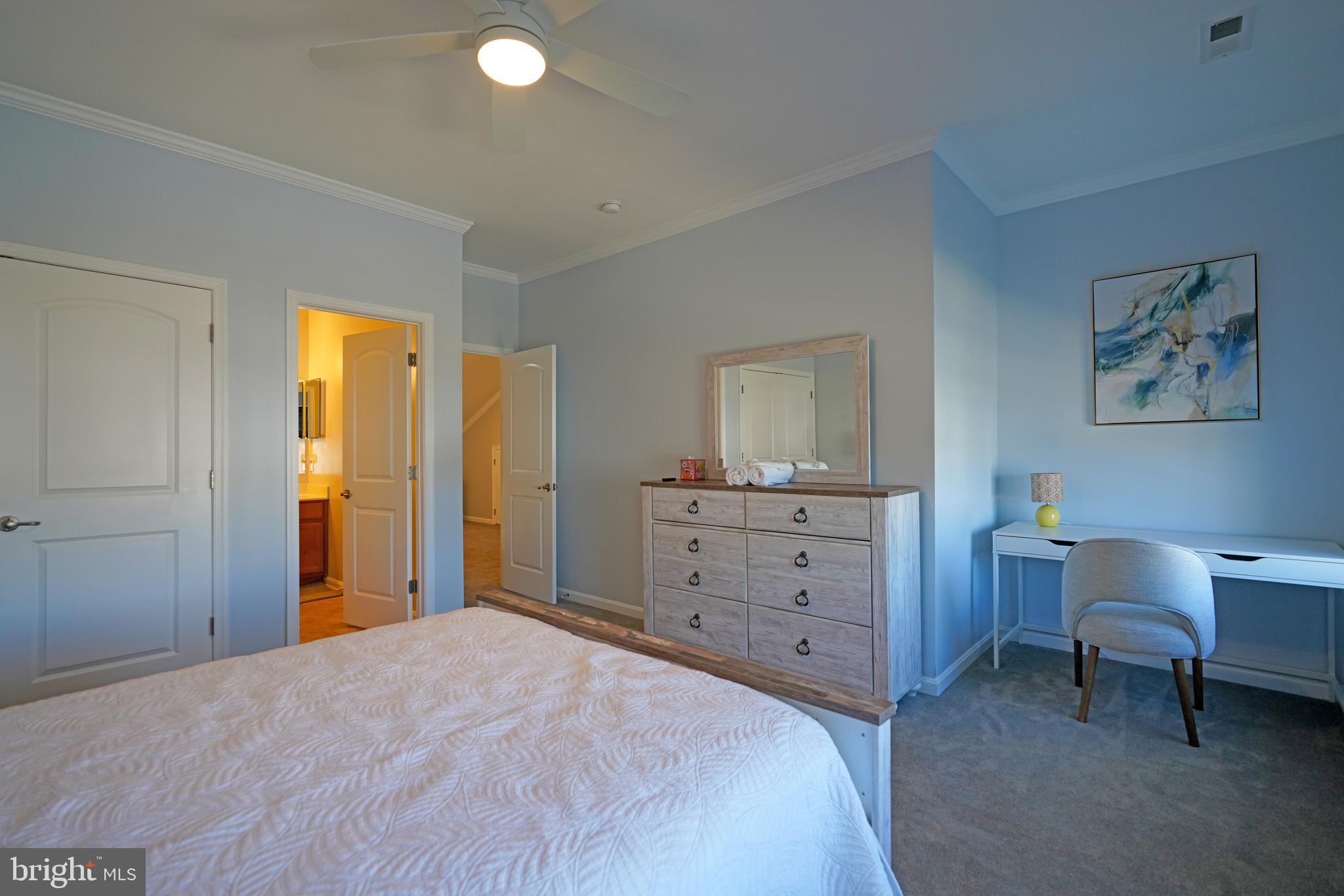 GRANDE AT CANAL POINTE - Residential