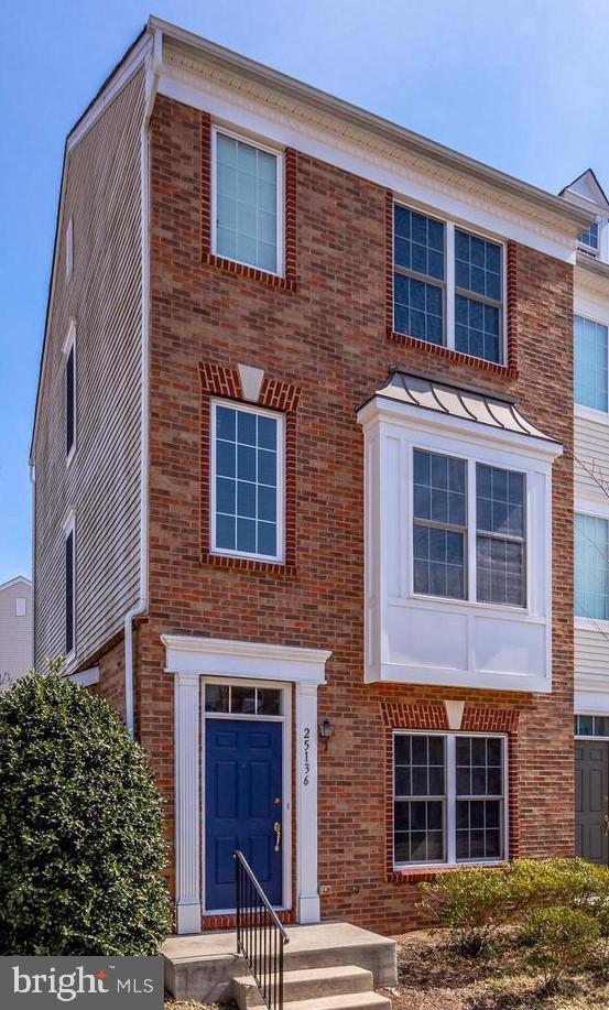 AMBERLEA AT SOUTH RIDING - Residential Lease