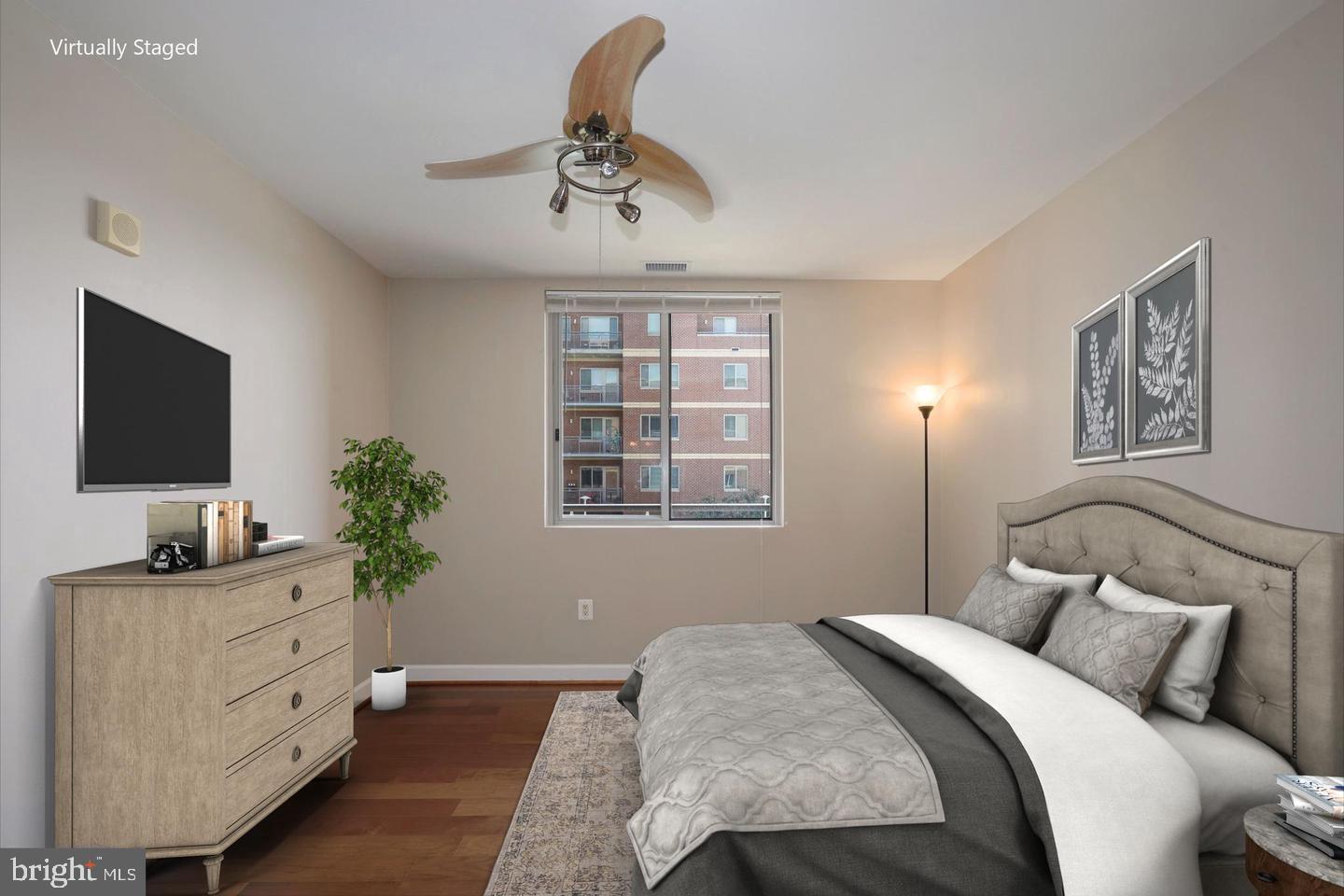 VANTAGE AT MERRIFIELD - Residential Lease