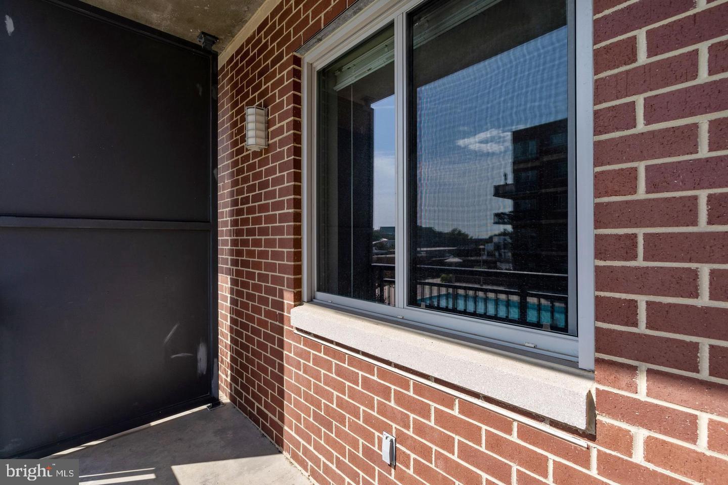 VANTAGE AT MERRIFIELD - Residential Lease