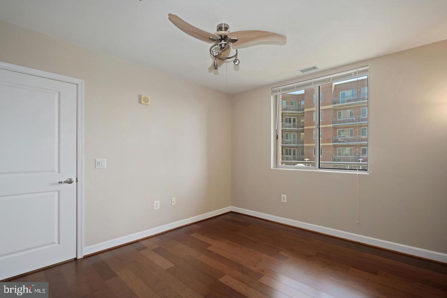 VANTAGE AT MERRIFIELD - Residential Lease