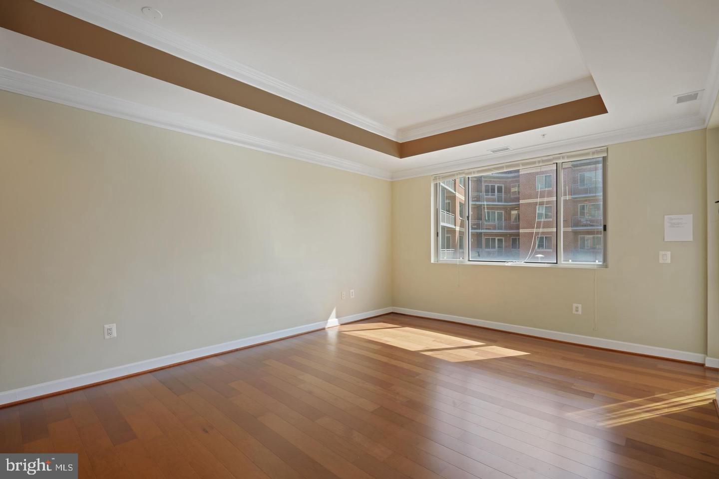 VANTAGE AT MERRIFIELD - Residential Lease