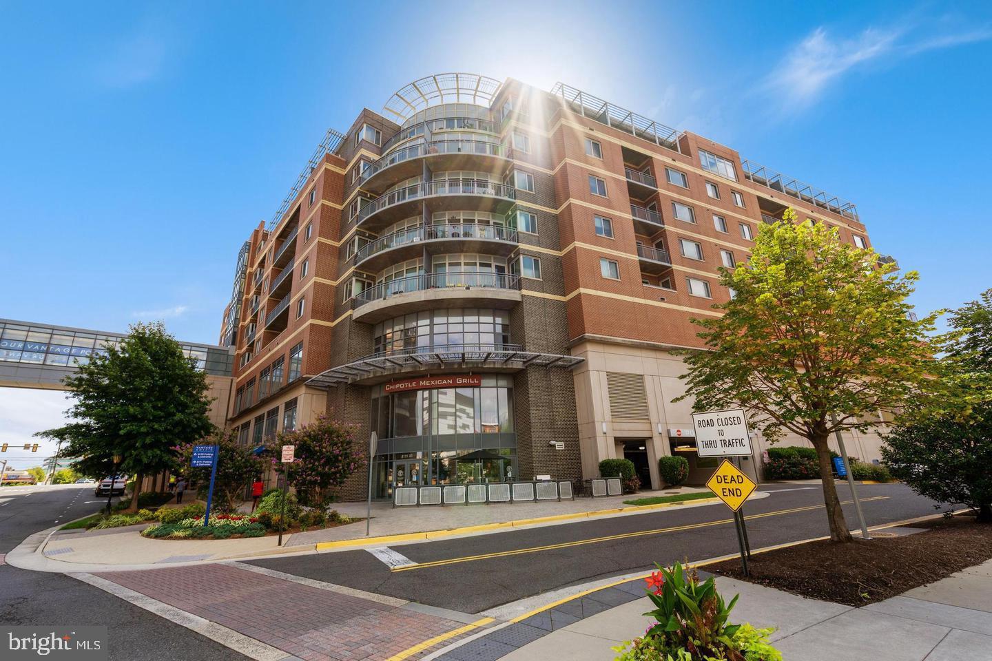 VANTAGE AT MERRIFIELD - Residential Lease