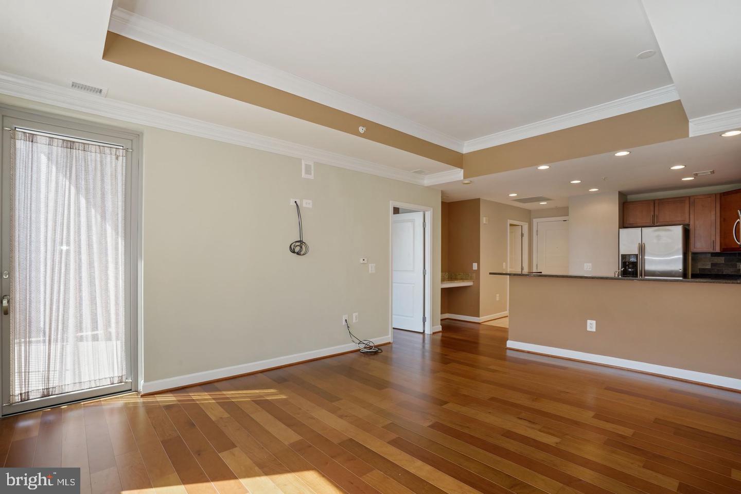 VANTAGE AT MERRIFIELD - Residential Lease