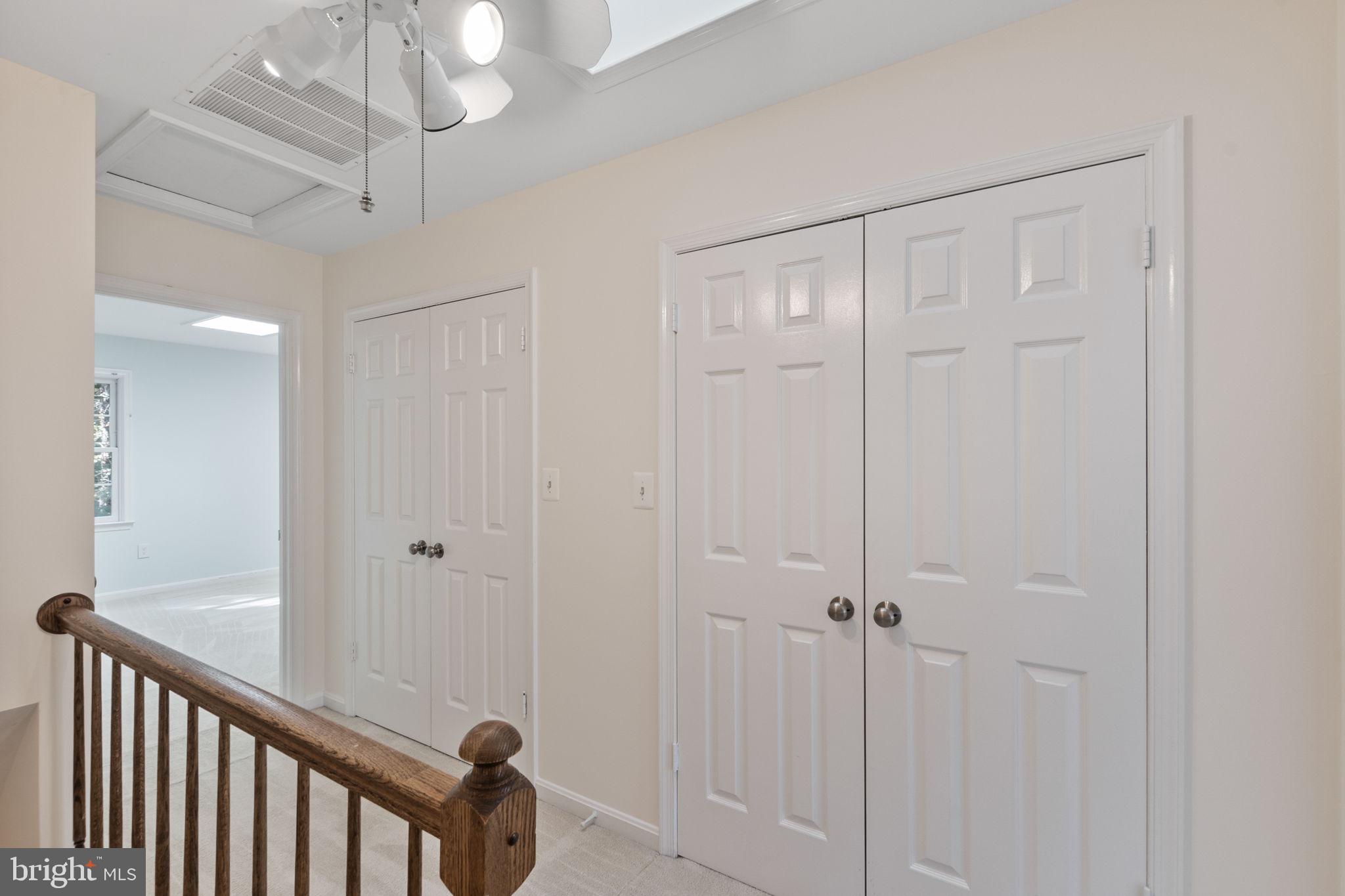 WILLIAMSBURG POND - Residential Lease