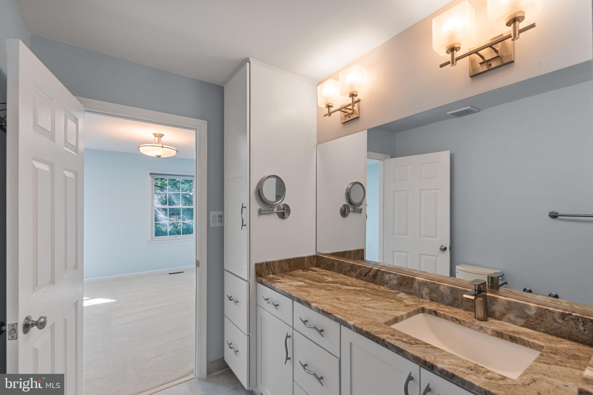 WILLIAMSBURG POND - Residential Lease