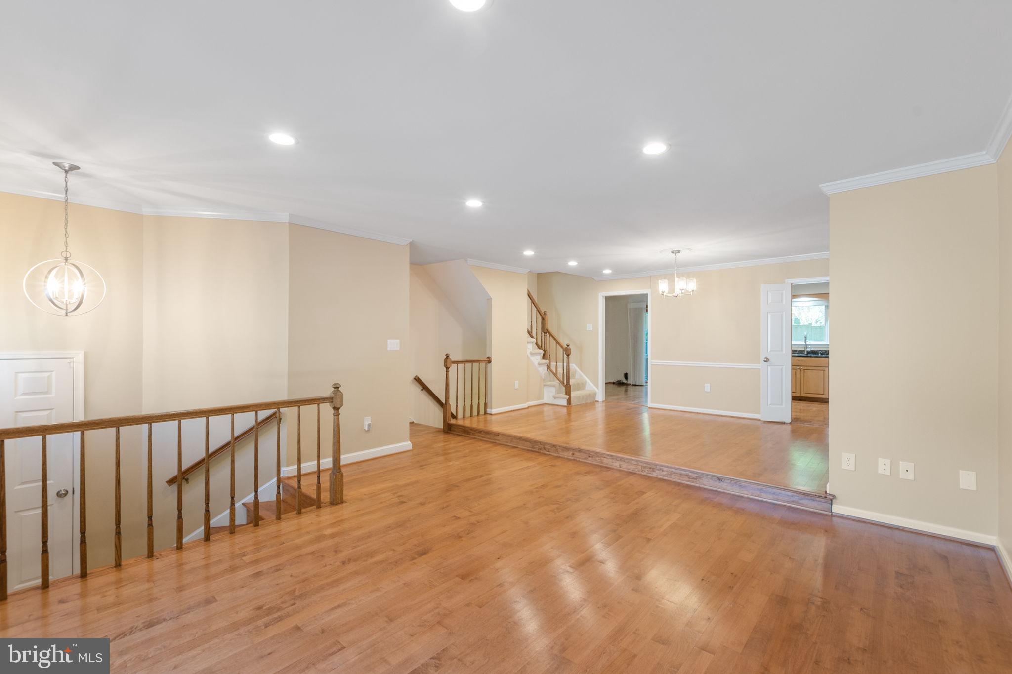 WILLIAMSBURG POND - Residential Lease