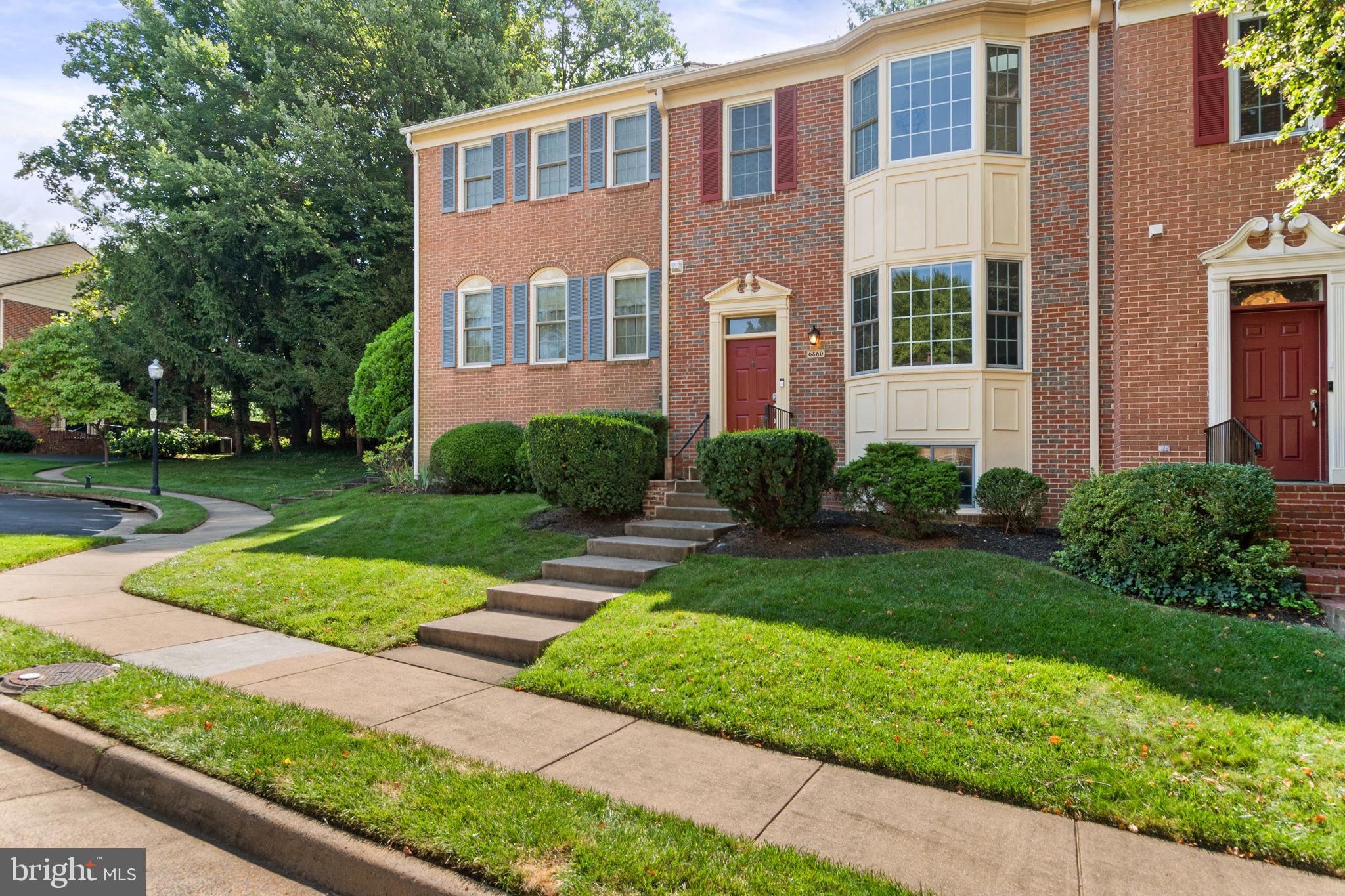 WILLIAMSBURG POND - Residential Lease