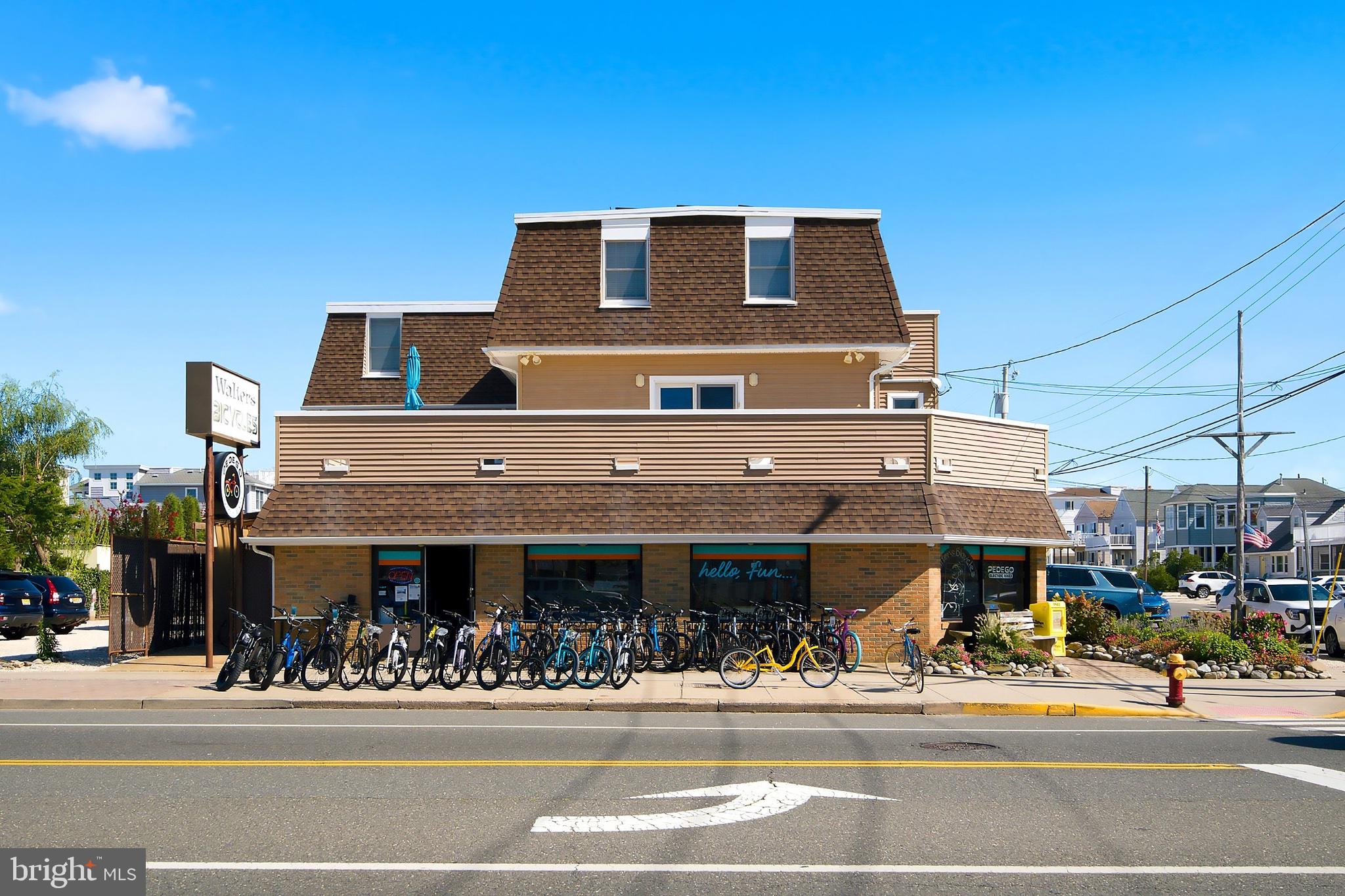 418 LONG BEACH BLVD.