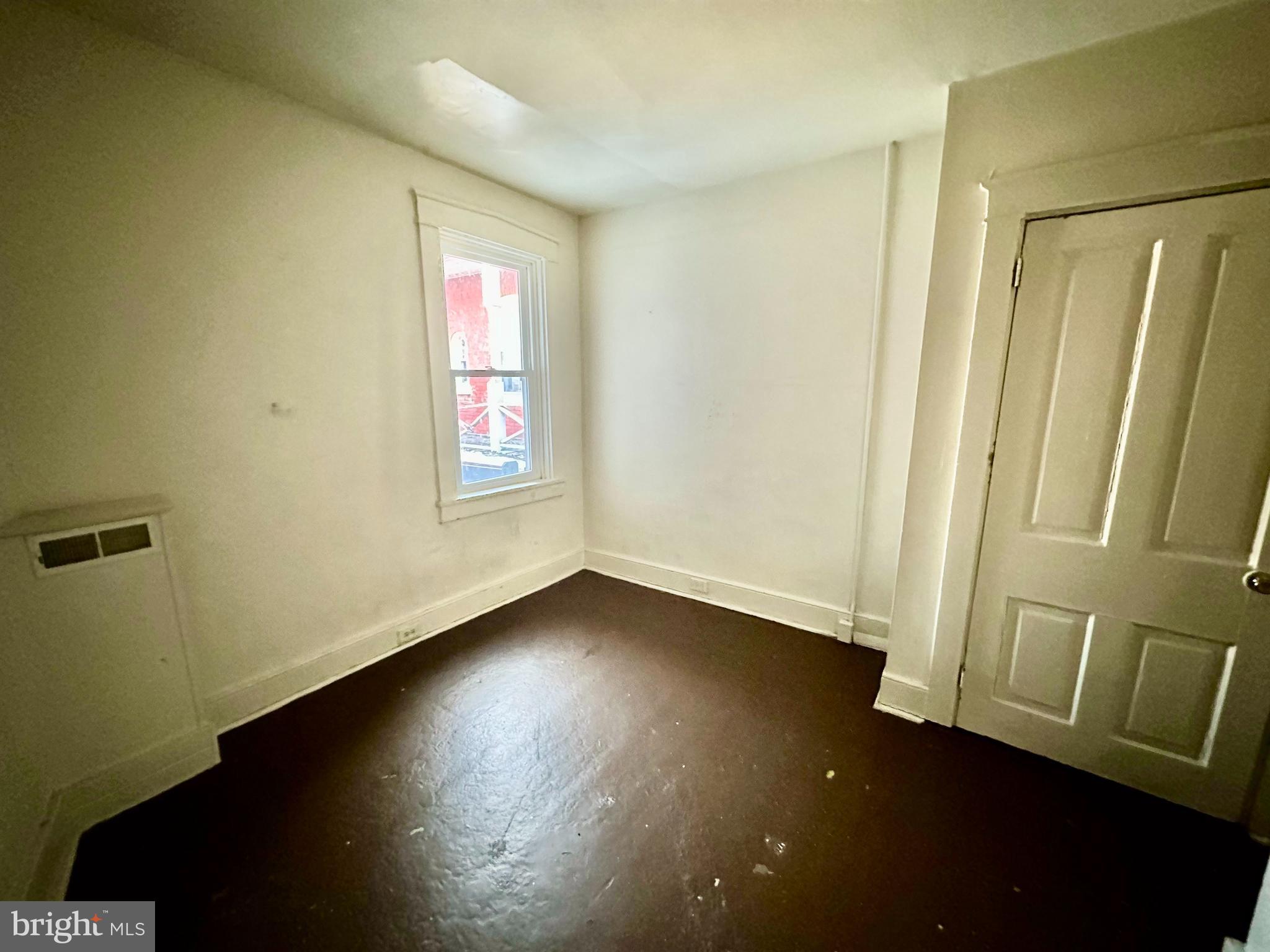 LANCASTER - Residential