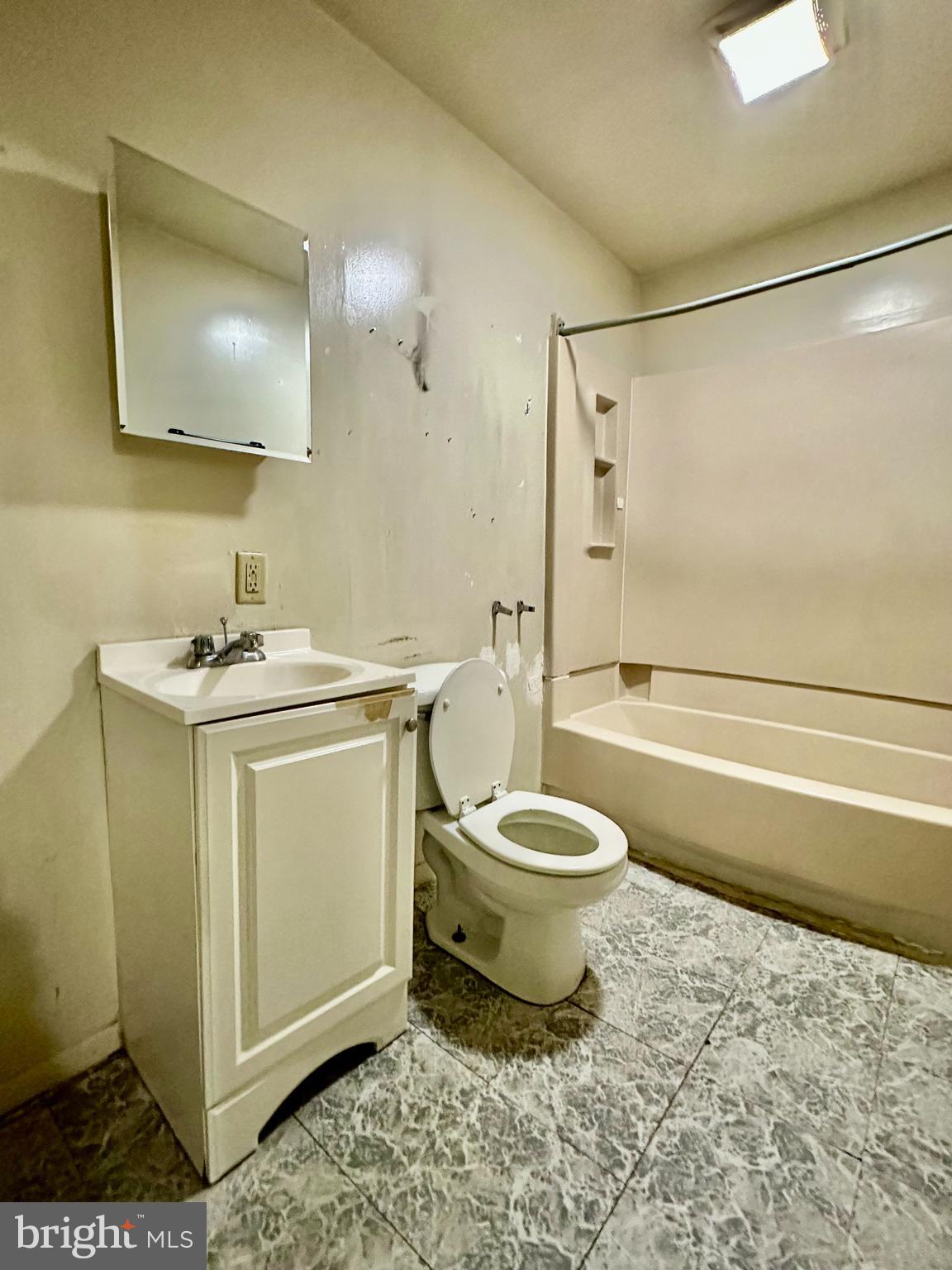 LANCASTER - Residential