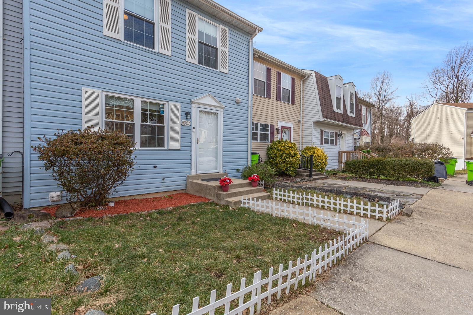 LONDON WOODS - Residential