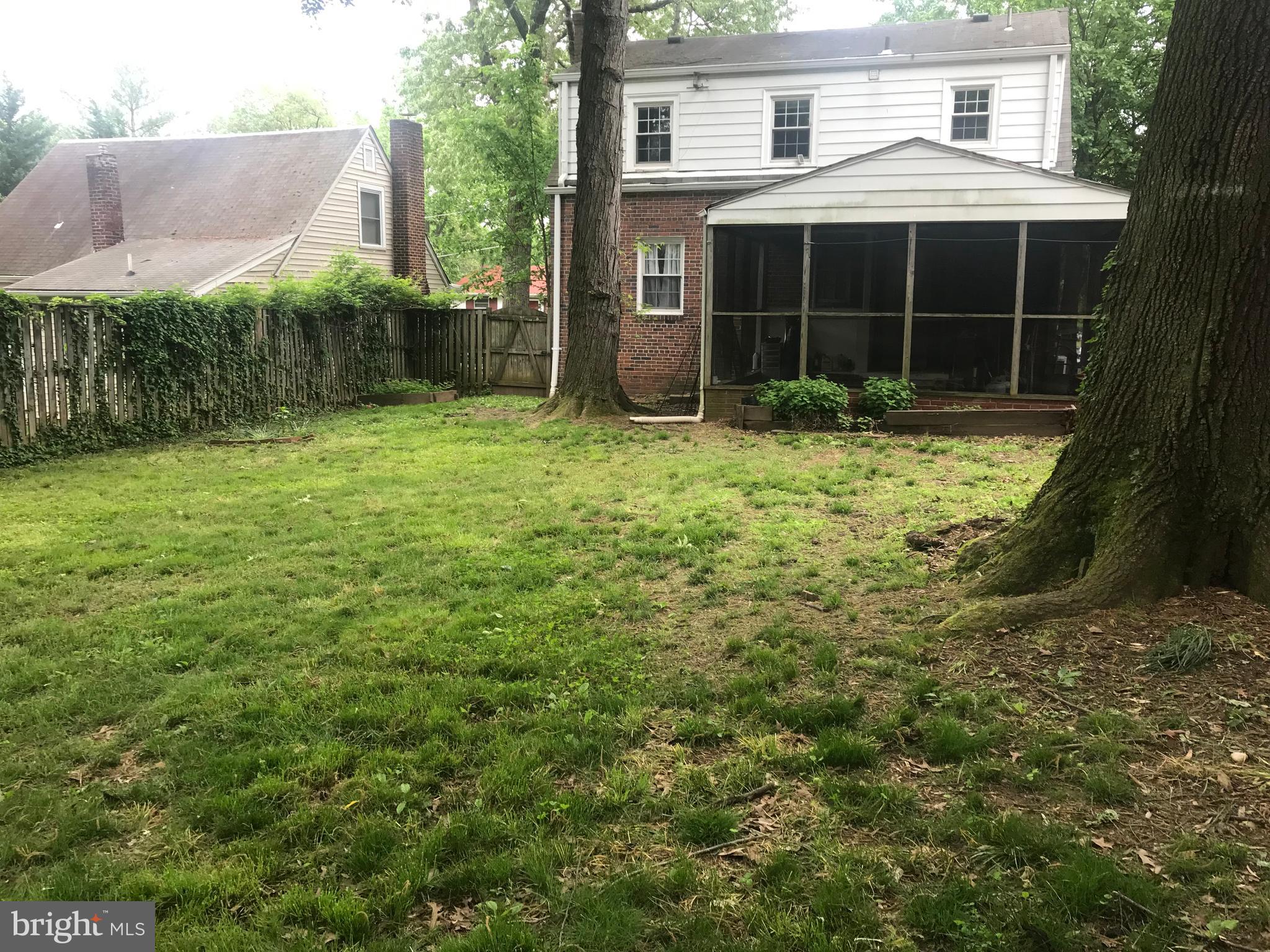 HYATTSVILLE HILLS - Residential Lease