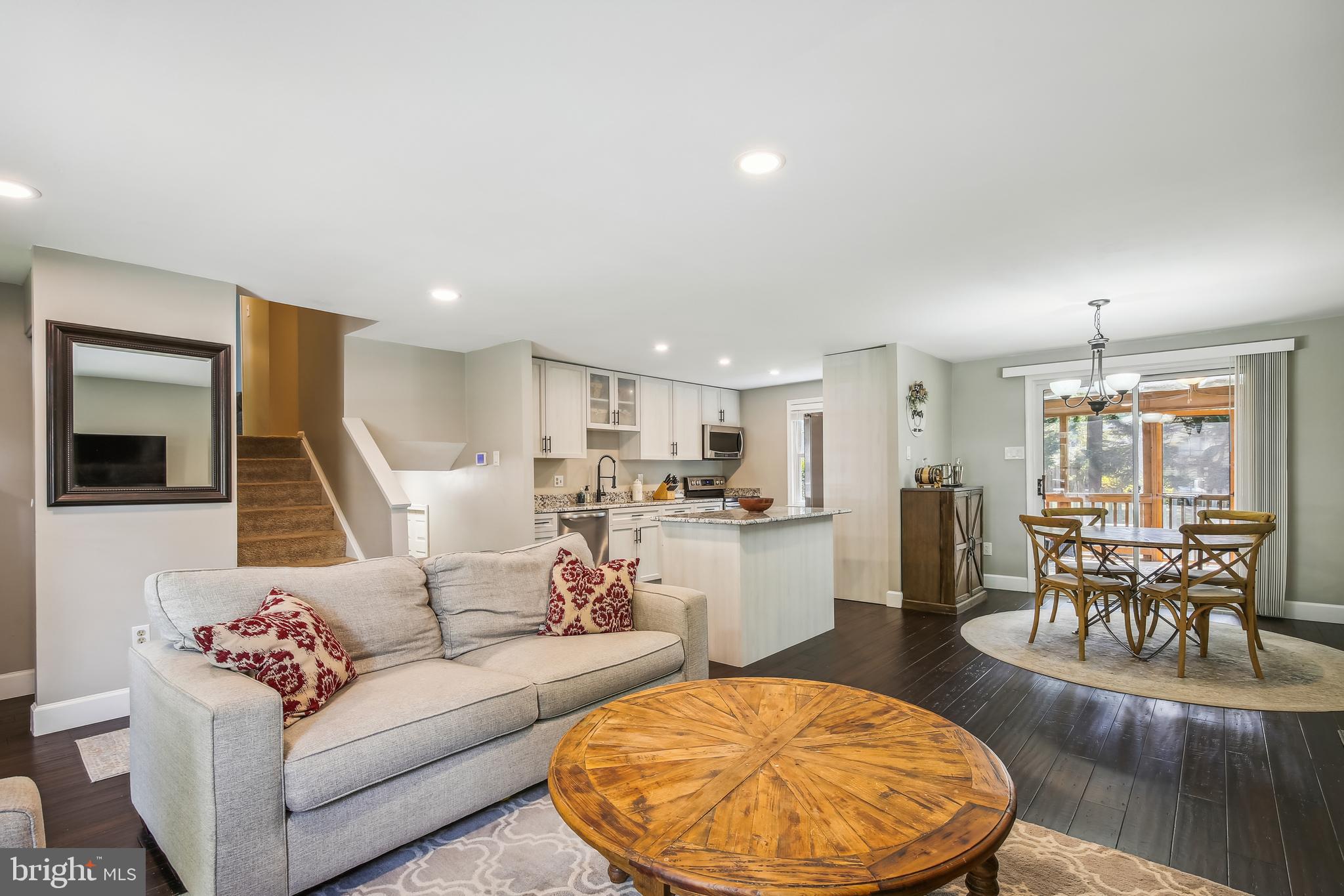 HIDDENBROOK - Residential