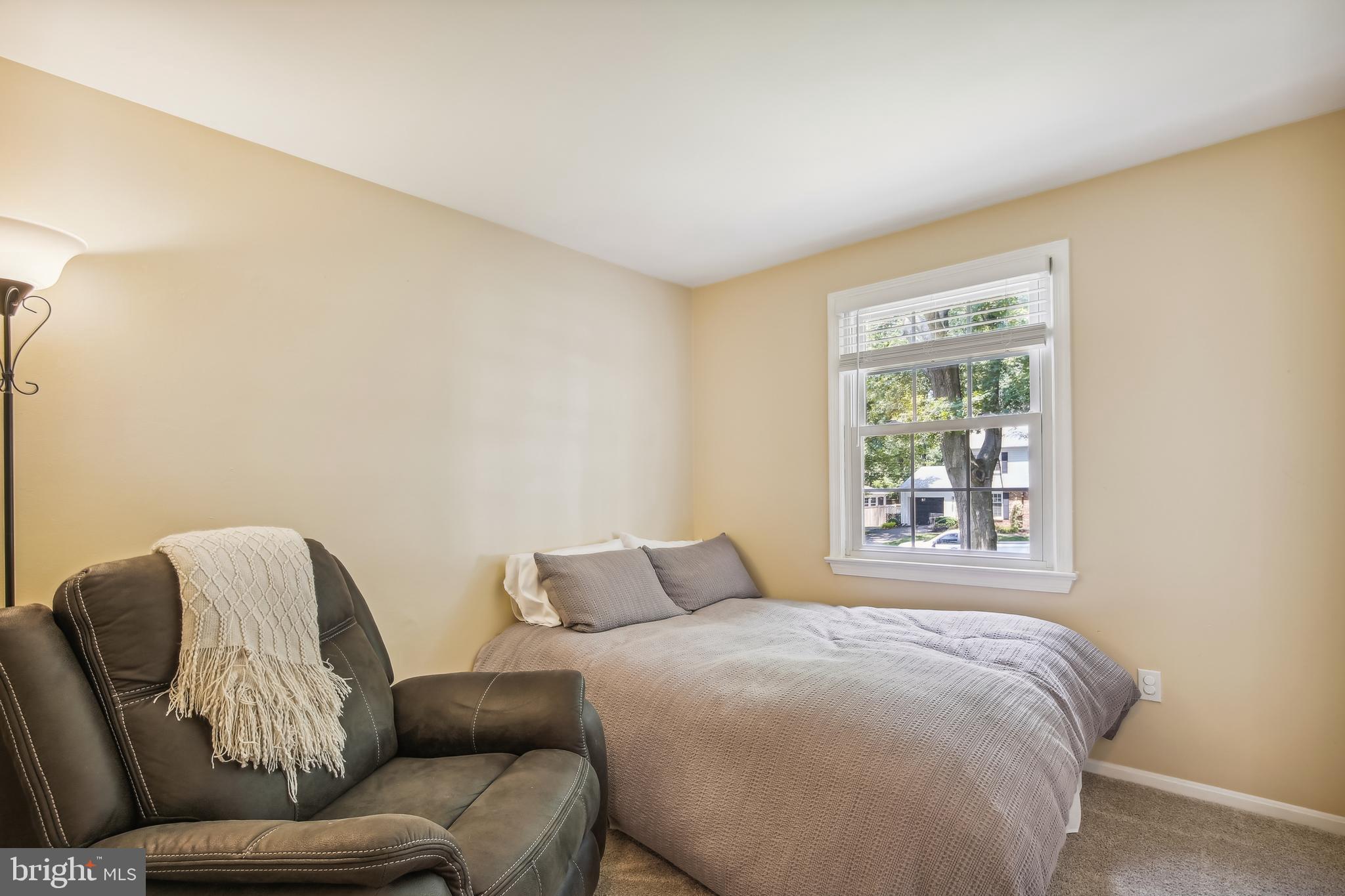 HIDDENBROOK - Residential