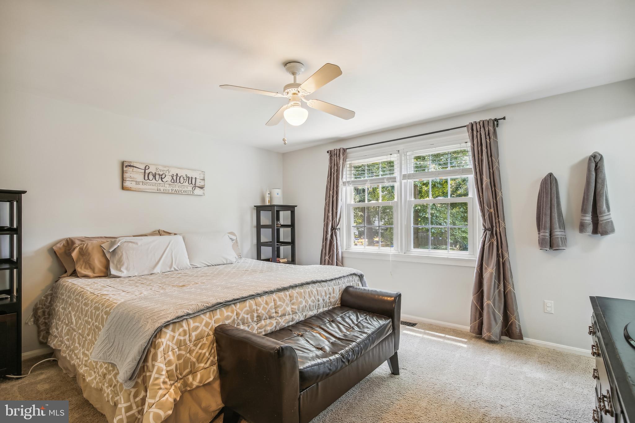 HIDDENBROOK - Residential