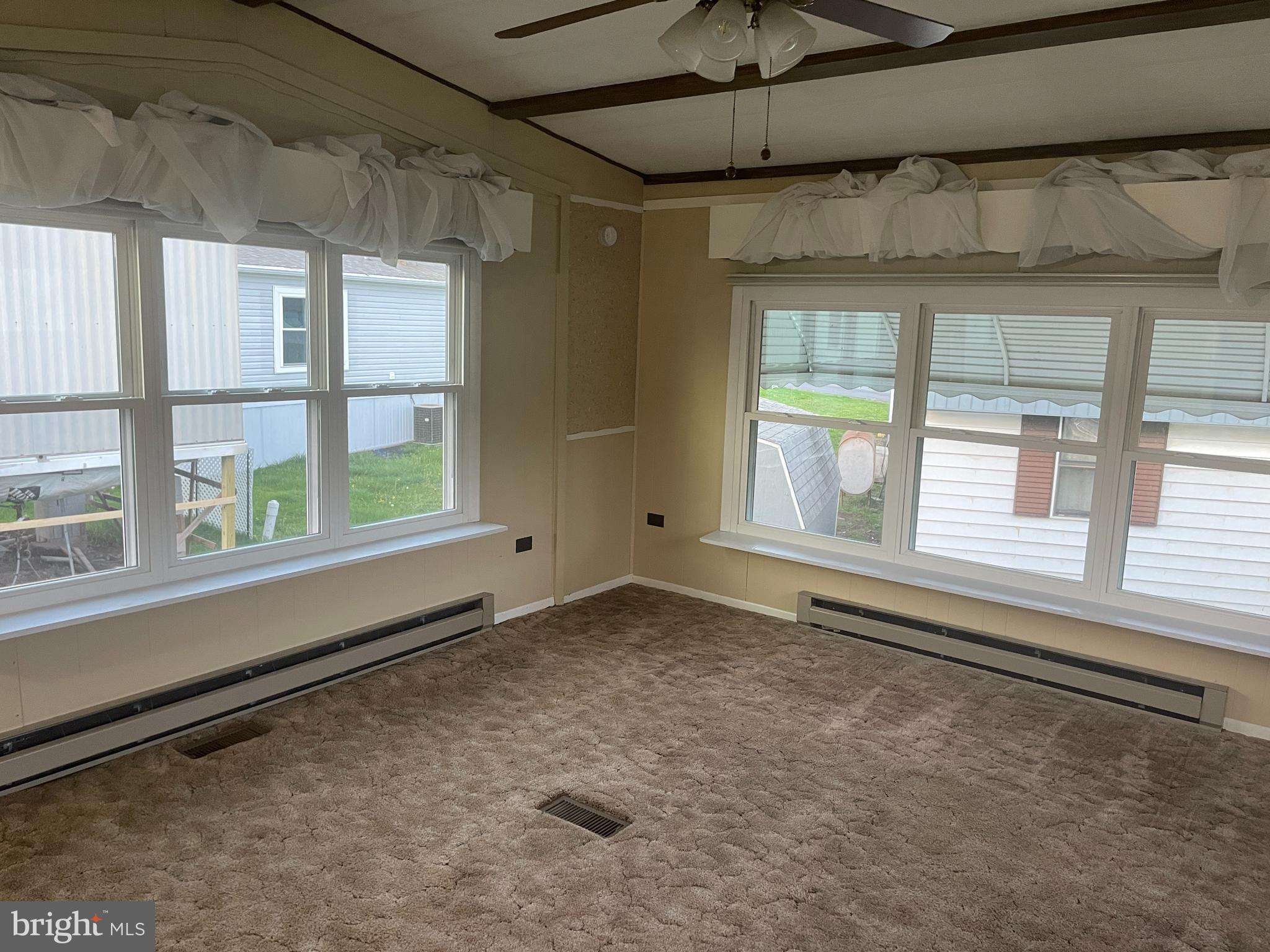 MEADOW RUN - Residential