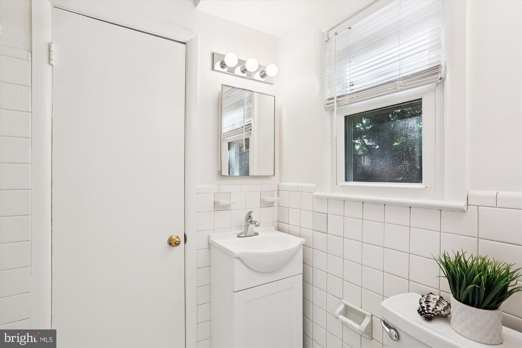 NORTH CHEVY CHASE - Residential