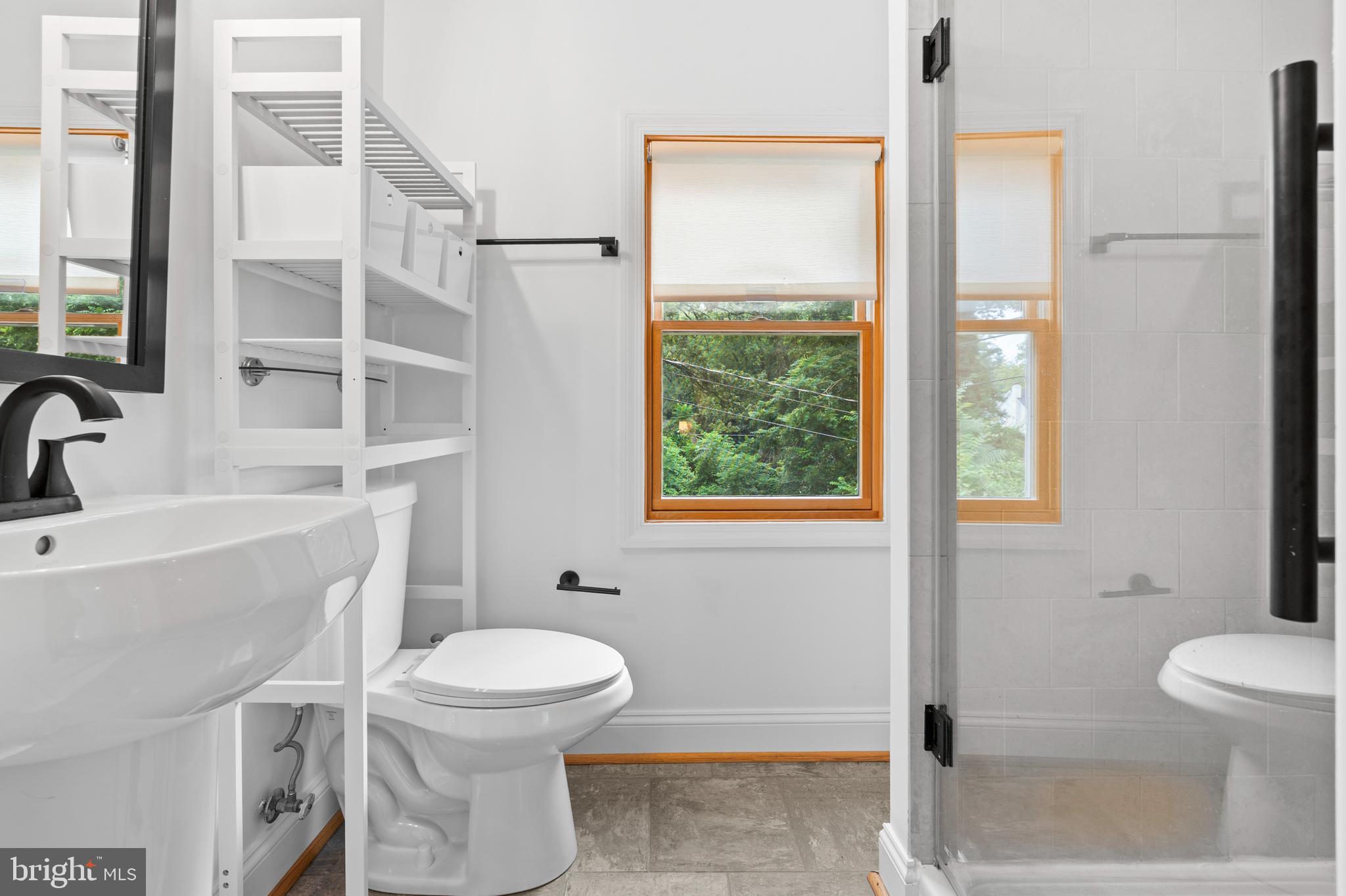 NORTH KENSINGTON - Residential