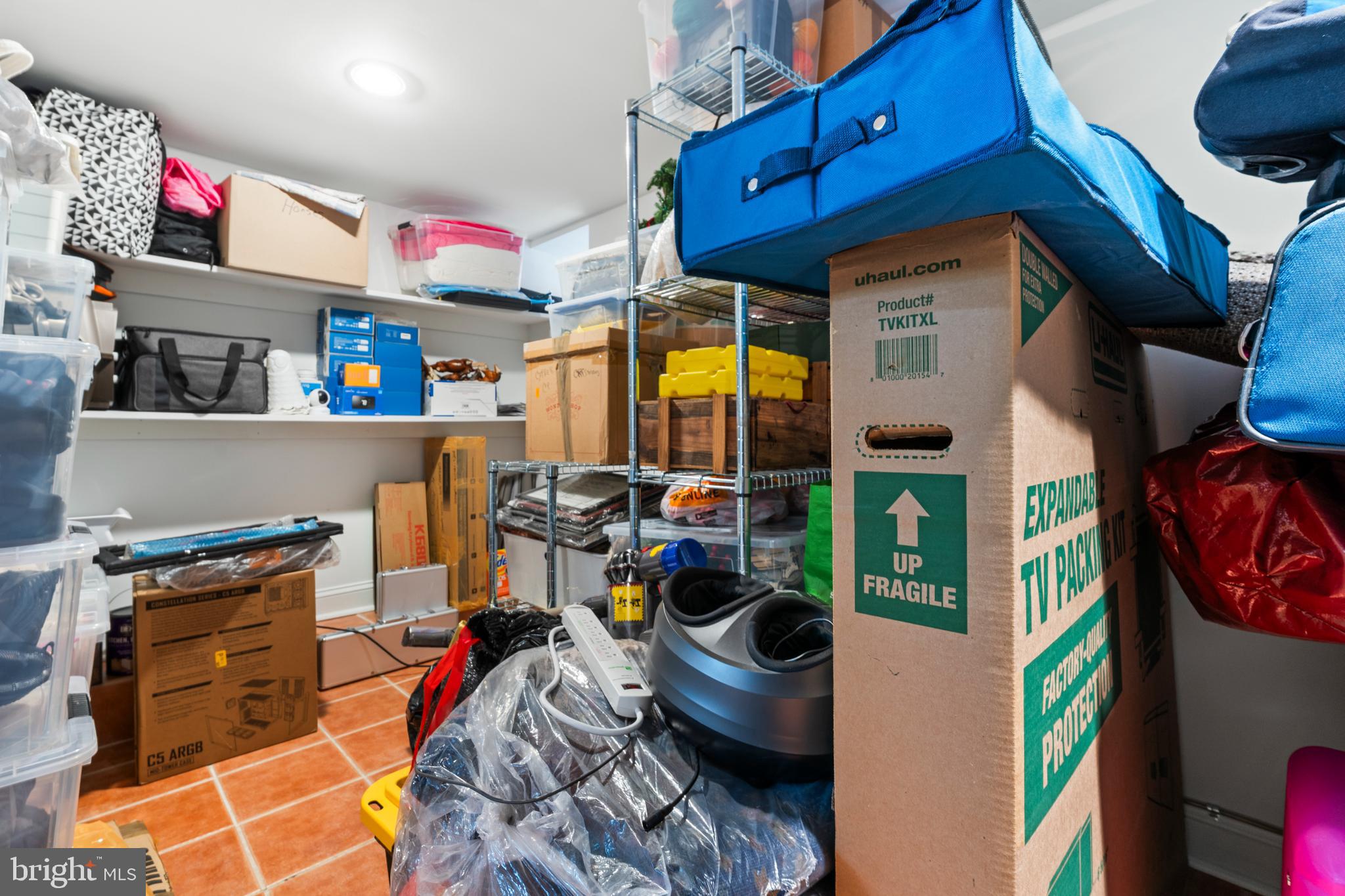 NORTH KENSINGTON - Residential