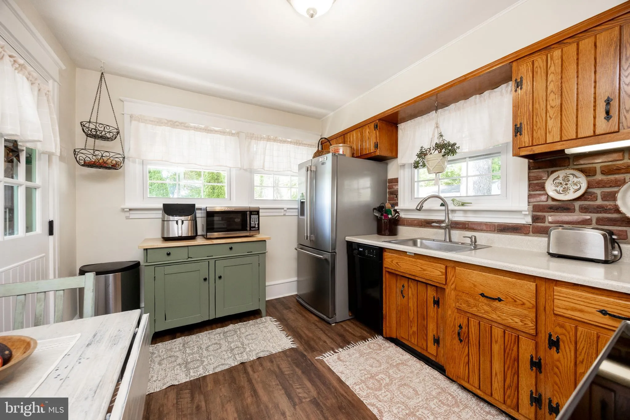 Schwenksville, Pennsylvania 19473, United States, 3 Bedrooms Bedrooms, ,2 BathroomsBathrooms,Residential,Pending,155122