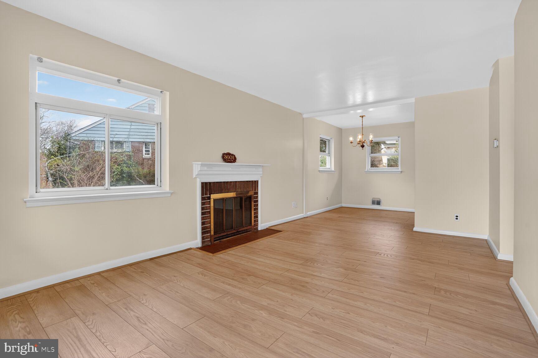 BROYHILL CREST - Residential