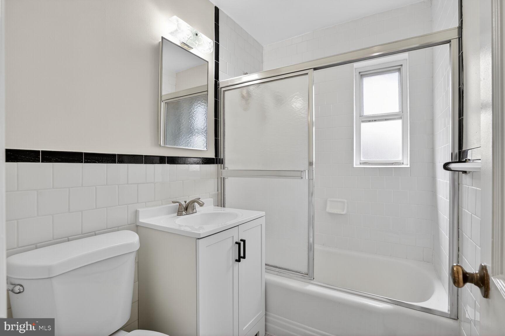 BROYHILL CREST - Residential