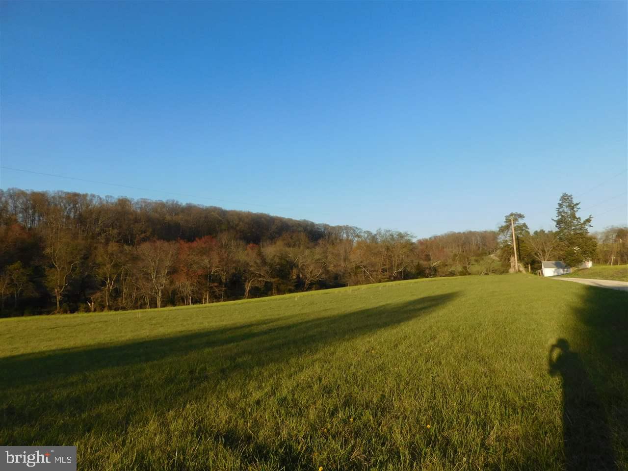 FAWN GROVE - Land