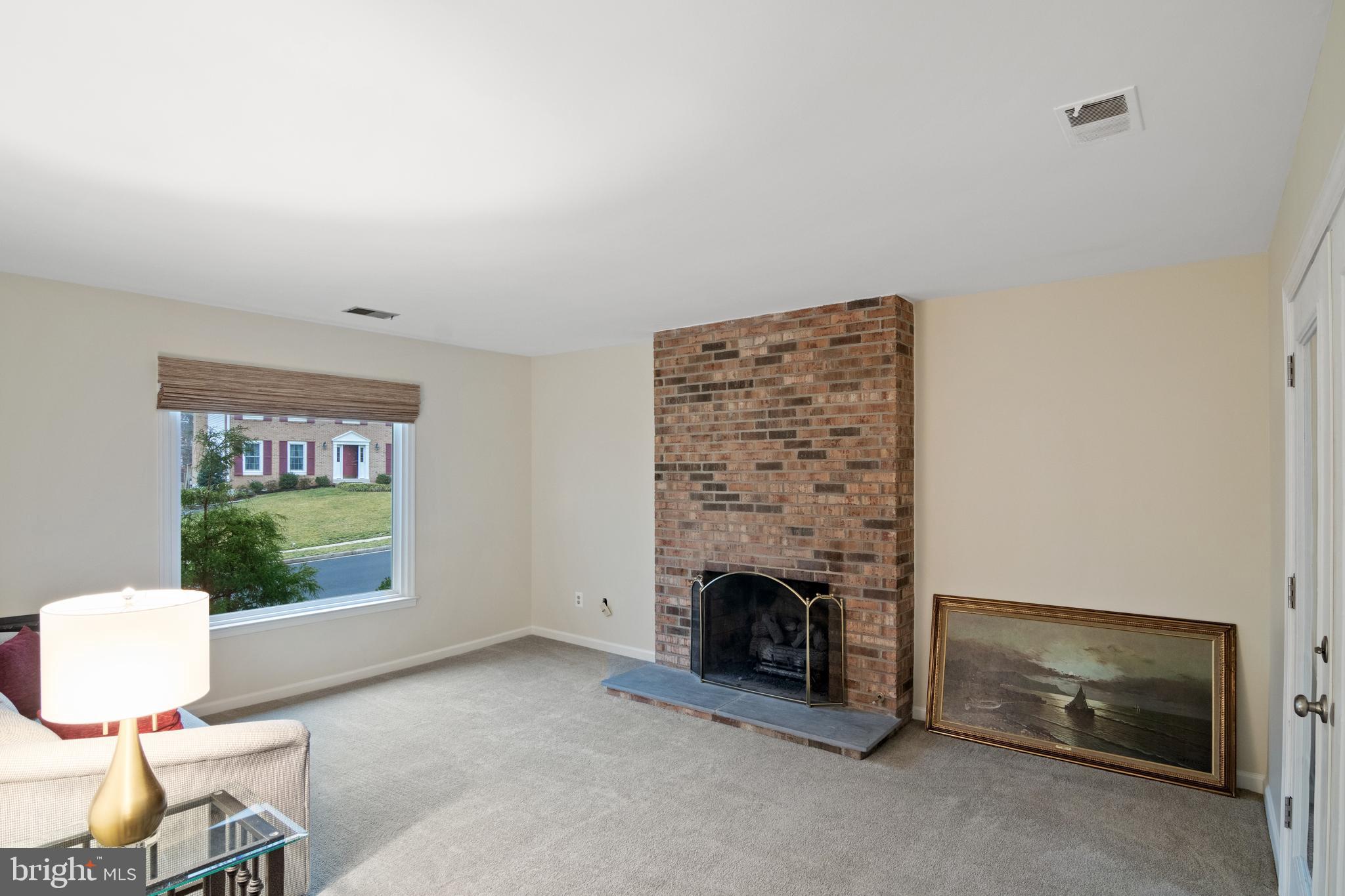 FAIR OAKS ESTATES - Residential