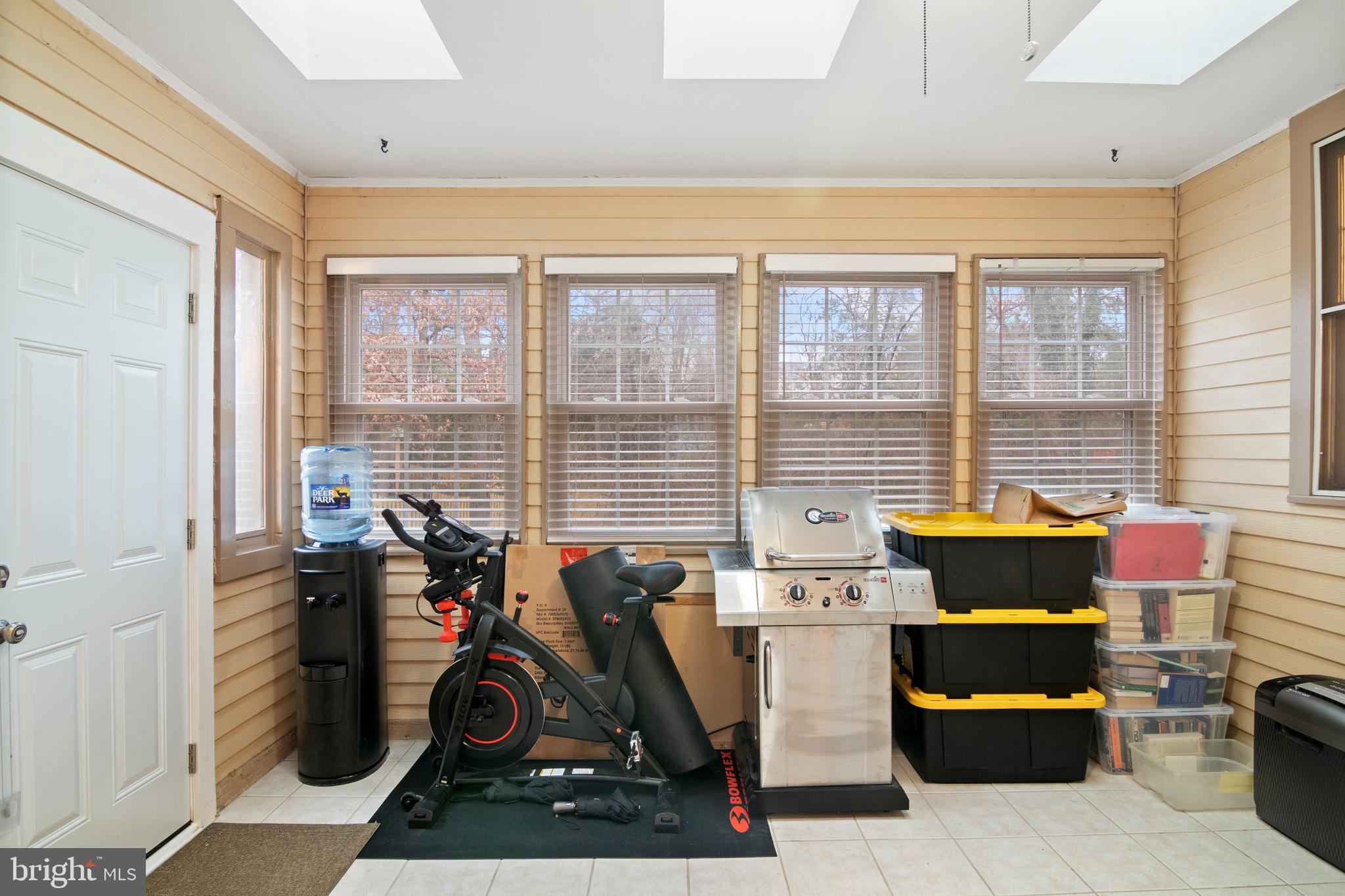 FAIR OAKS ESTATES - Residential