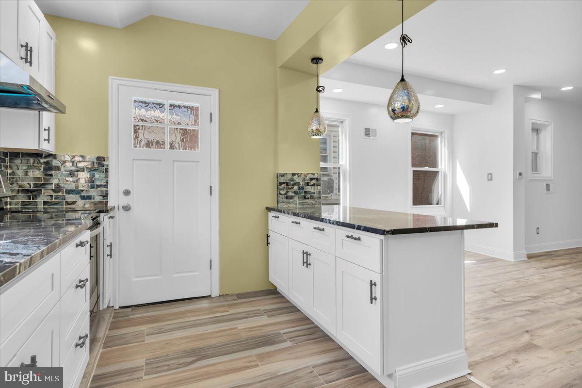 NORTHWOOD - Residential