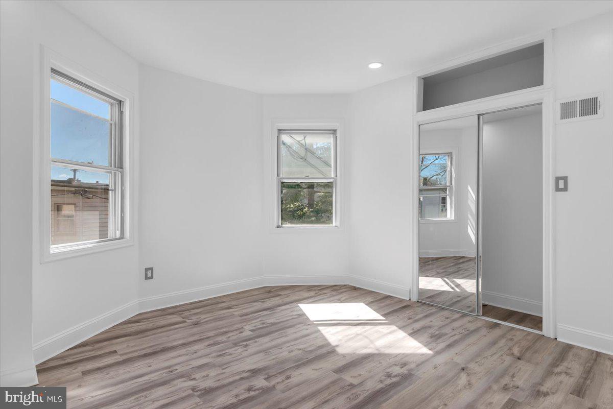 NORTHWOOD - Residential