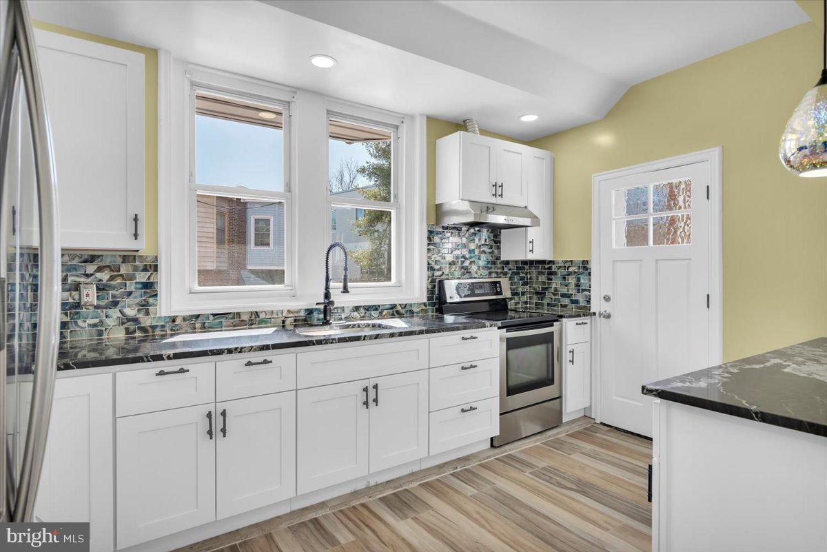 NORTHWOOD - Residential