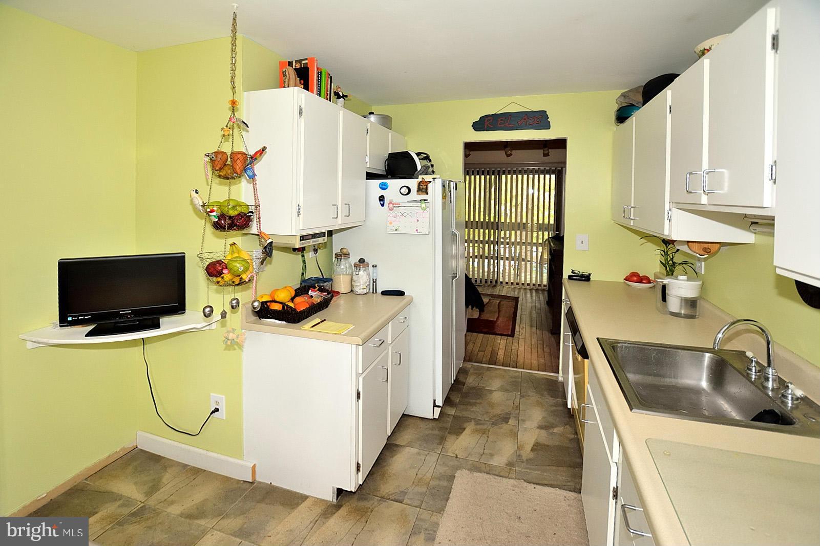 RESTON - Residential