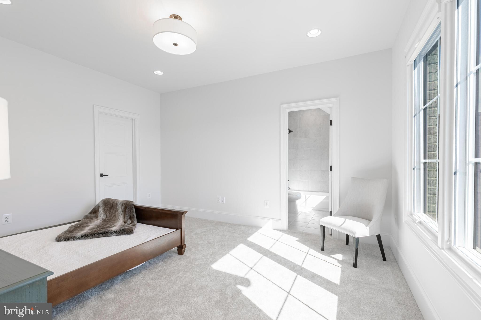 BANBURY CROSS RESERVE - Residential