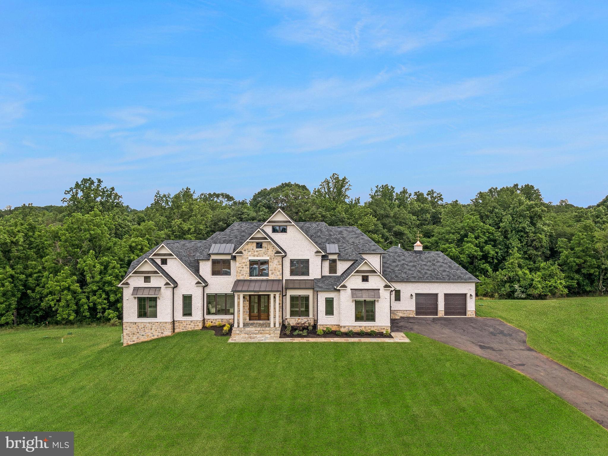 BANBURY CROSS RESERVE - Residential