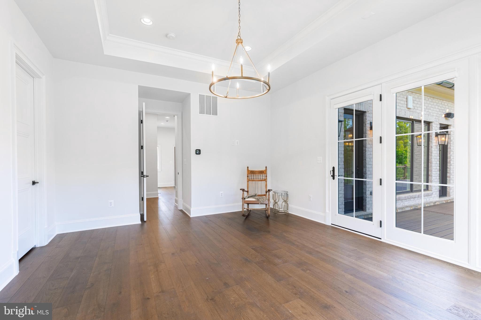 BANBURY CROSS RESERVE - Residential