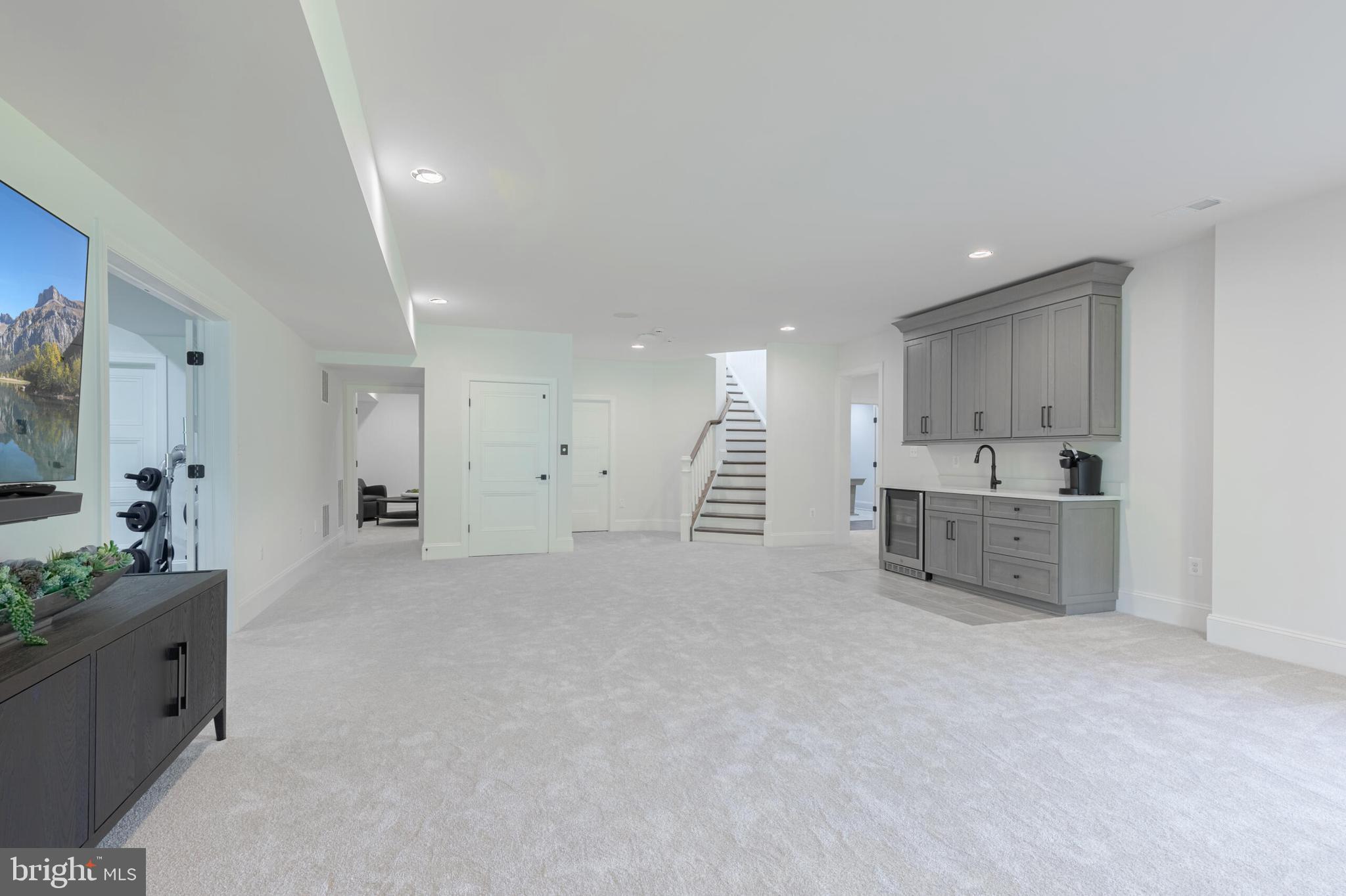 BANBURY CROSS RESERVE - Residential