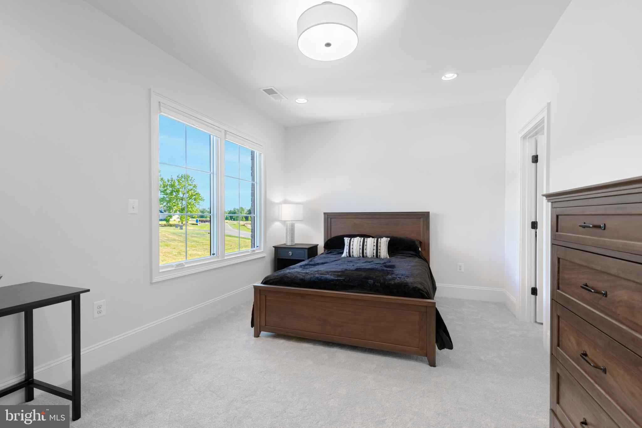 BANBURY CROSS RESERVE - Residential