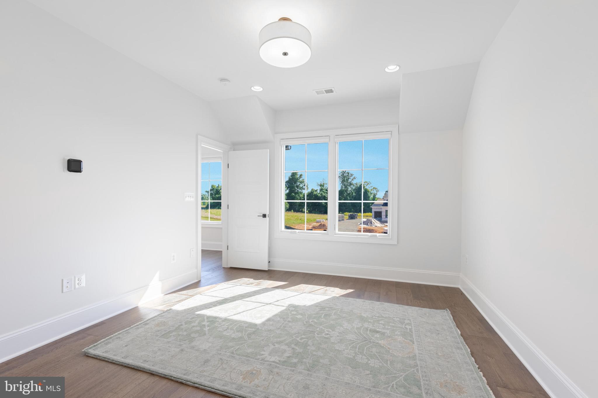 BANBURY CROSS RESERVE - Residential